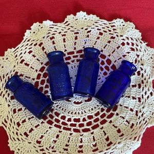 4 VINTAGE BROMI SELTZER BOTTLES